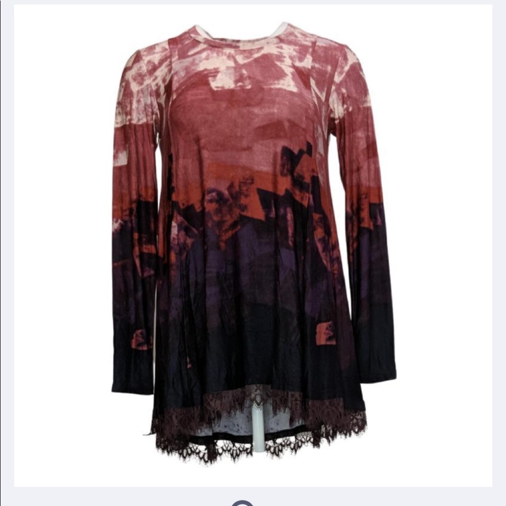 Lori Goldstein logo purple burgundy lacy blouse